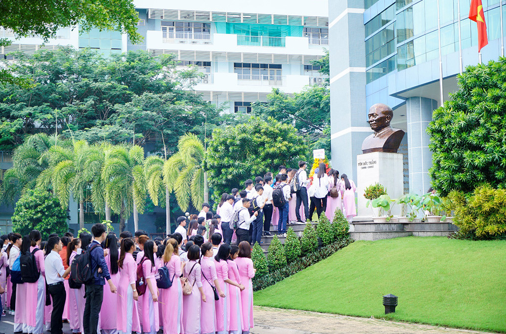 Celebration of 129th birthday of President Ton Duc Thang (20/08/1888-20/08/2017)