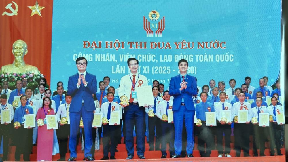 Dai_hoi_thi_dua_CNVC_Khoa_XI