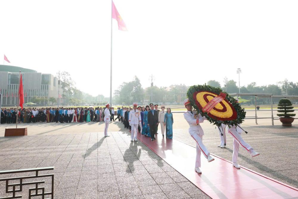 Dai_hoi_thi_dua_CNVC_Khoa_XI