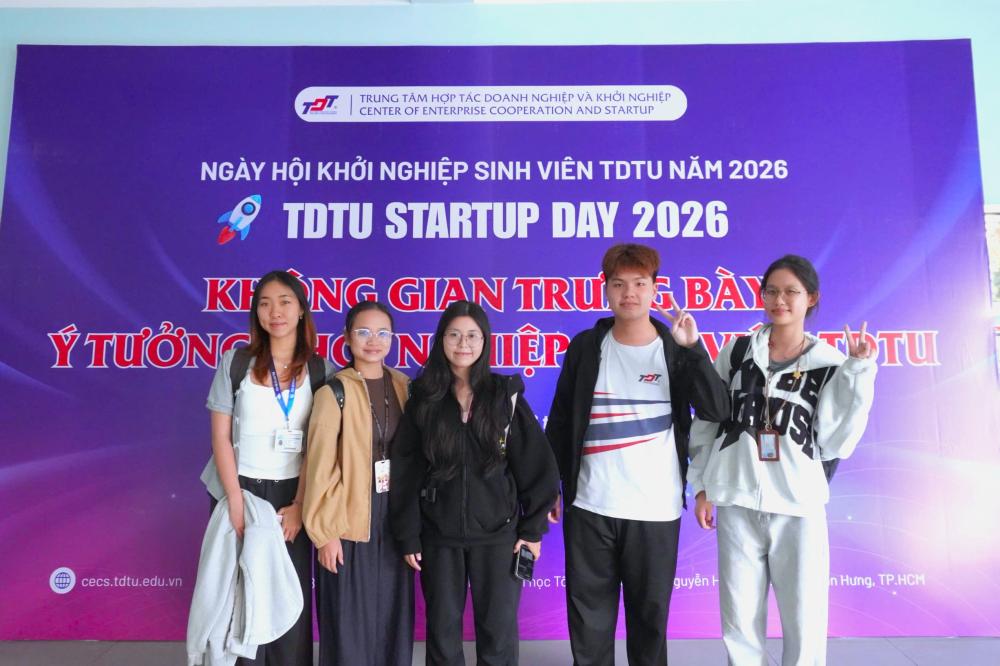 14-16.4_Ngay_hoi_Khoi_nghiep