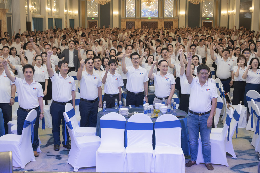 Công đoàn trường triển khai phát động phong trào thi đua năm học 2026-2027.