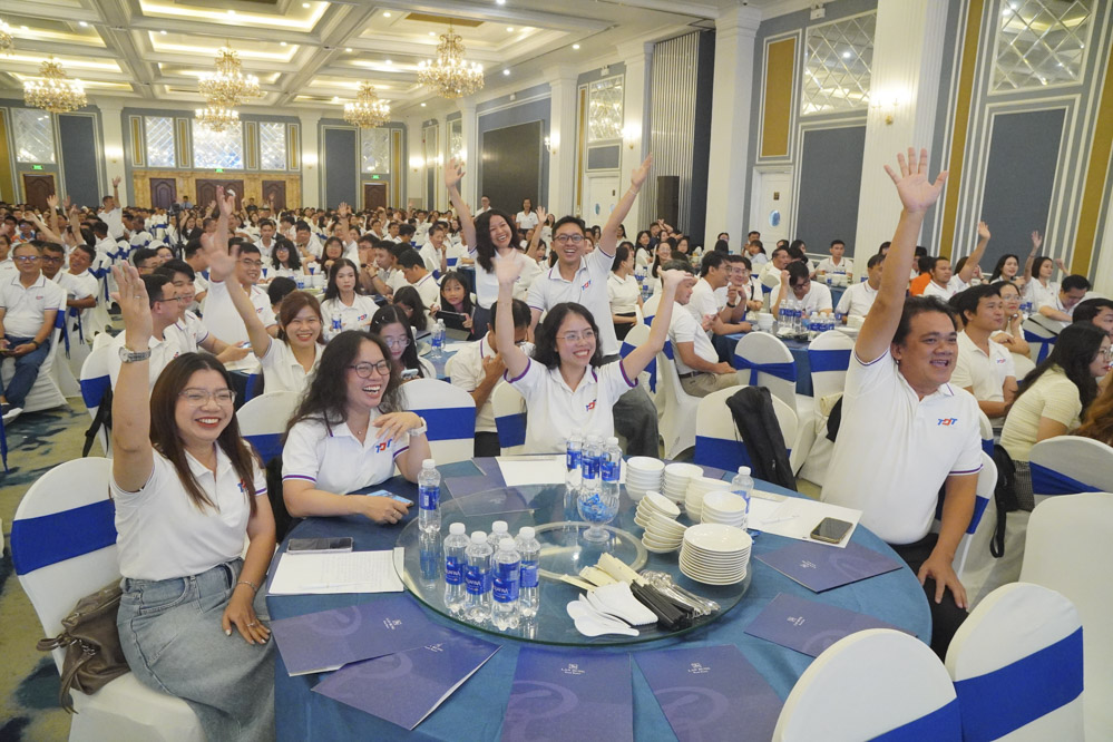 Các hoạt động kết nối giàu cảm xúc tại buổi họp mặt tạo nên sự gắn kết và là nguồn động lực để tập thể TDTU cùng quyết tâm hướng đến mục tiêu chung trong năm học mới.
