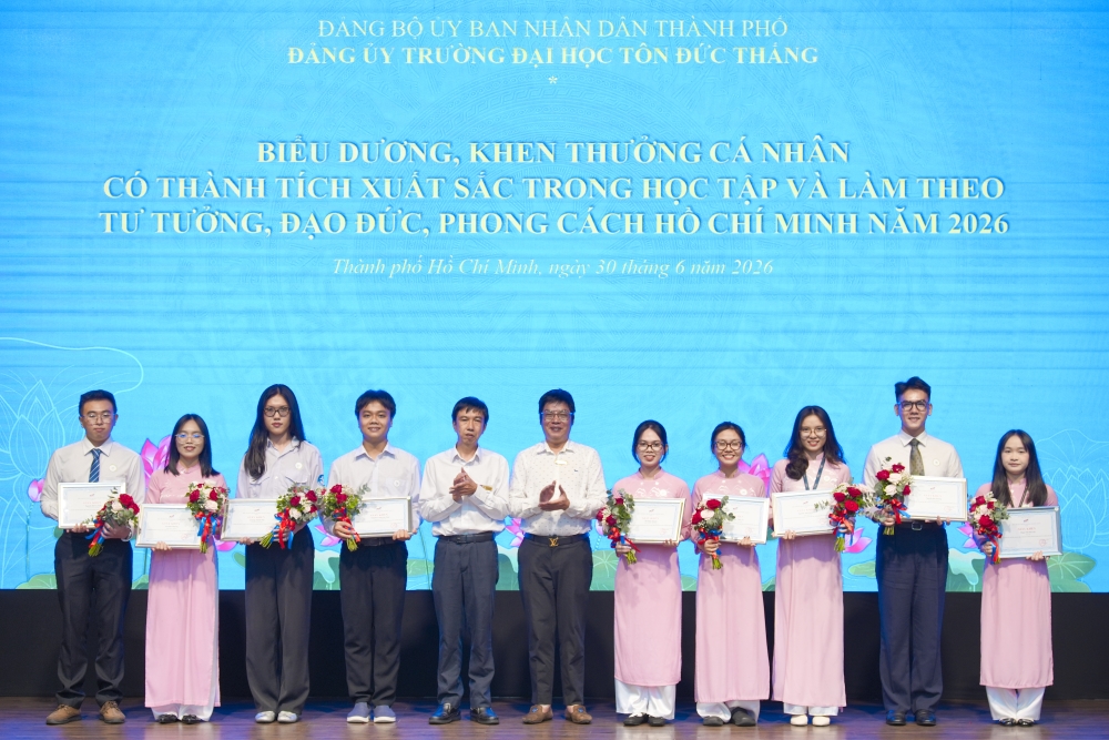 30.6_Hoi_nghi_so_ket_Dang_6_thang_dau_nam