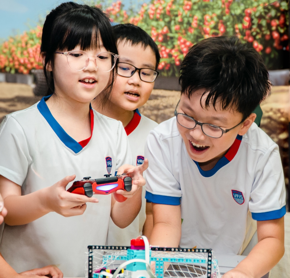 6.13_VFIS_dat_chung_nhan_GD_chuan_Phan_Lan