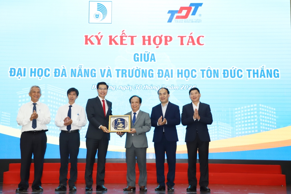 Ky_ket_Dai_hoc_Da_Nang