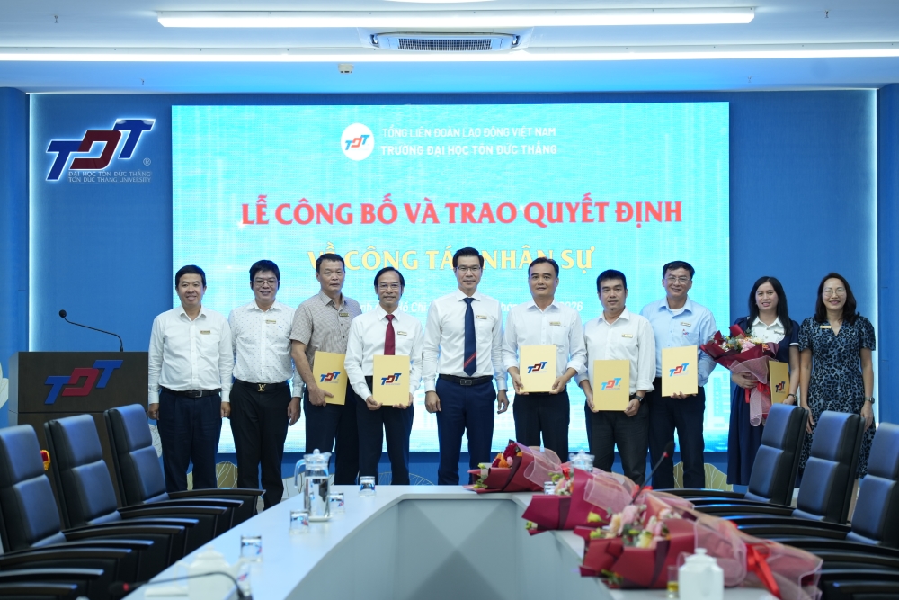 Le_cong_bo_Quyet_dinh_nhan_su