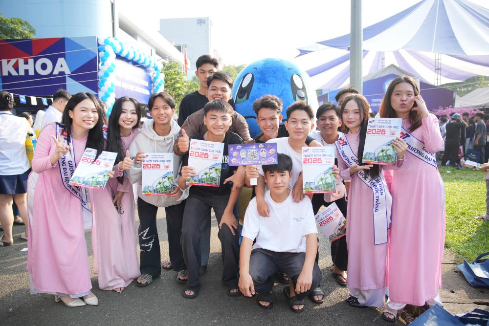 Ngay_hoi_TVTS_Bach_khoa_3.26