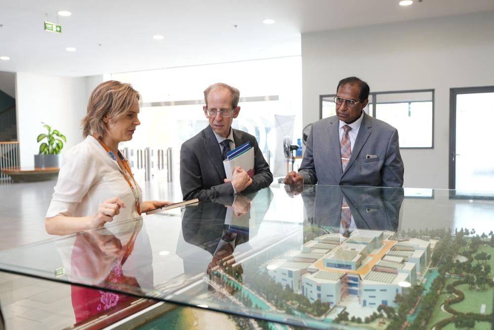 Tiep_DH_Regina_Canada