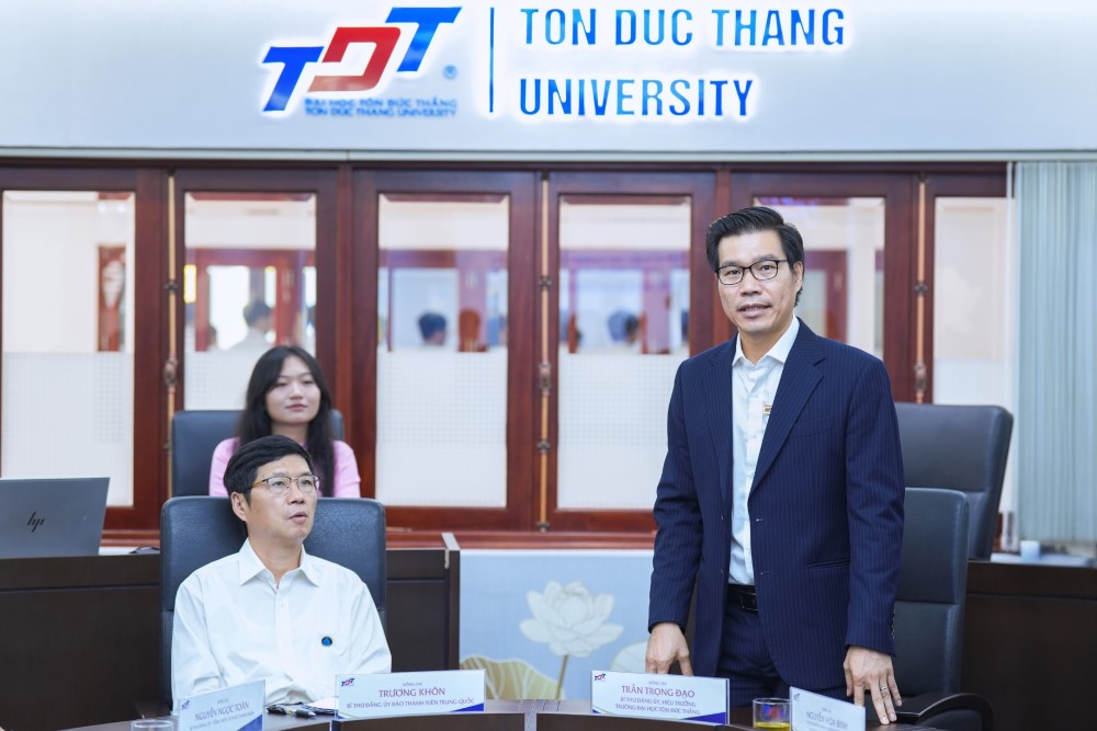 15.10_Bao_Thanh_Nien_Trung_Quoc