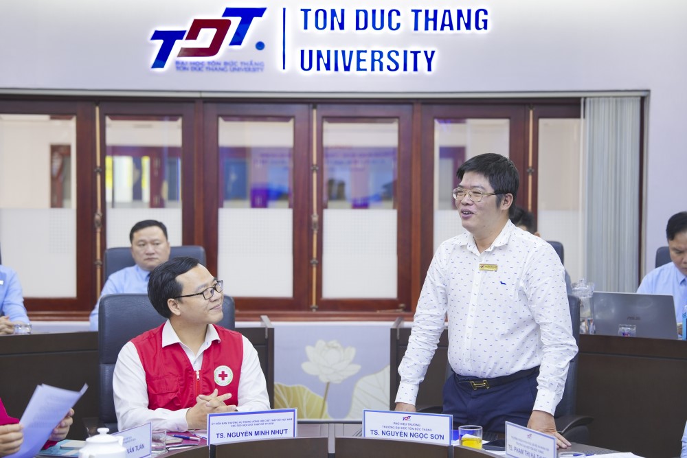 21.10_Ky_ket_Hoi_Chu_thap_do