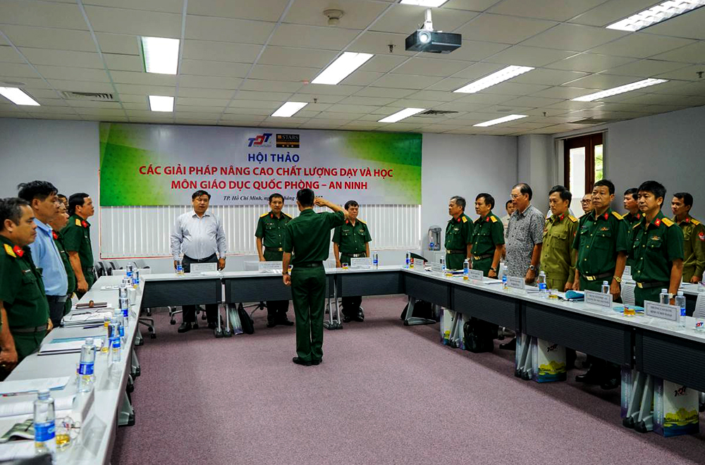 Ton Duc Thang University organizes seminar on "Solutions to Enhance The Quality of Teaching and Learning in The Subject of National Defense and Security Education”