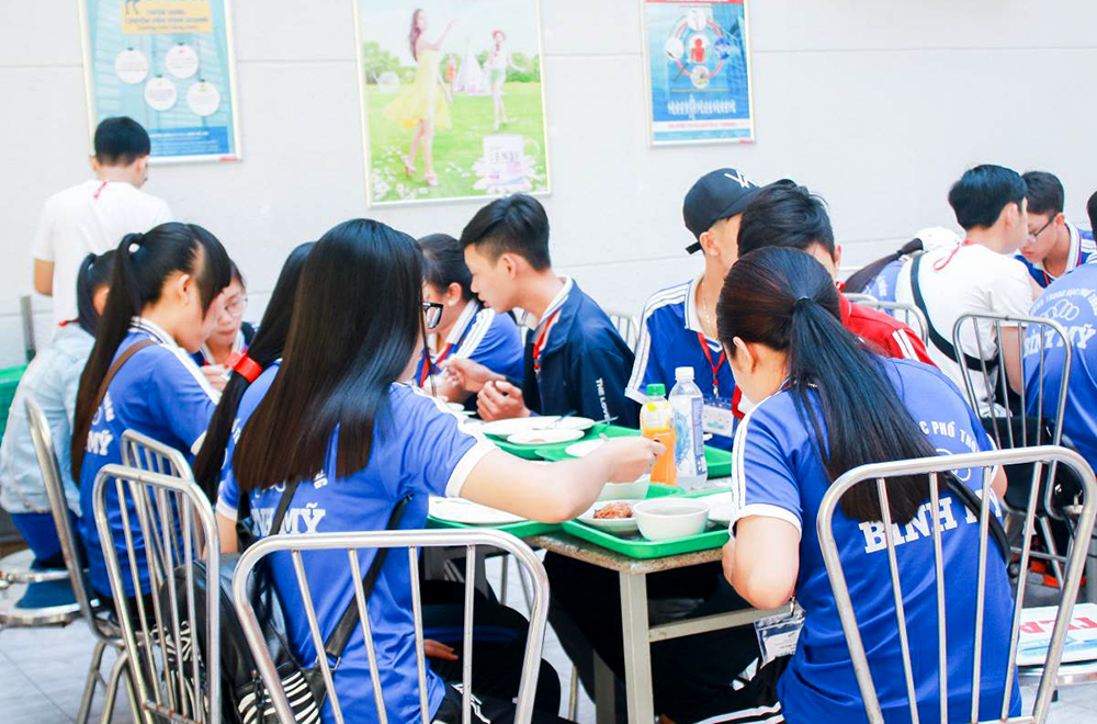 Students from president Ton Duc Thang’s hometown & the journey to become a Internship Student” at Ton Duc Thang University